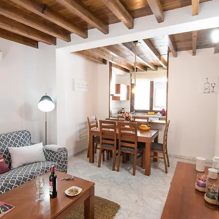Apartment Tuguest Gracia
