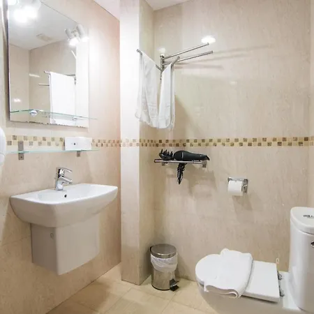Tuguest Gracia Apartment