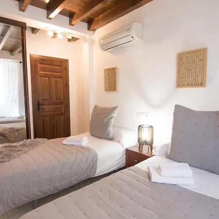 Tuguest Gracia Apartment Granada