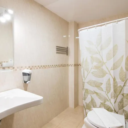 Tuguest Gracia Apartment
